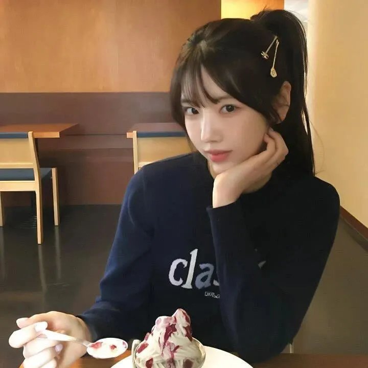 春闺三凤